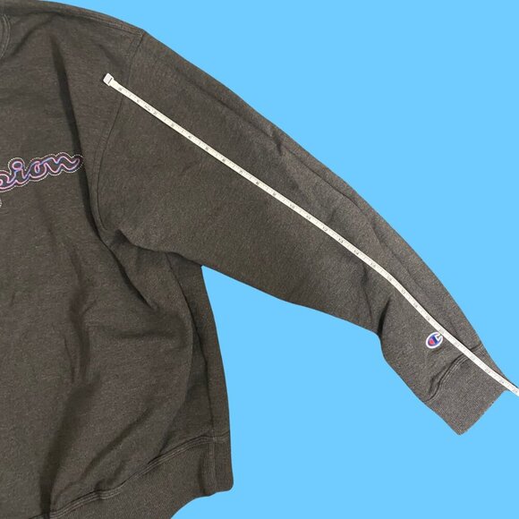 🔥 Champion Gray Logo Embroidered Crewneck Sweatshirt – Size L 🔥 - Picture 3 of 8